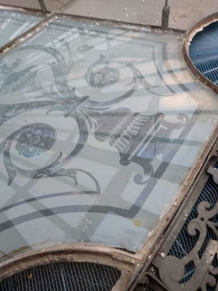 Burniat Frères - Bruxelles vidro 