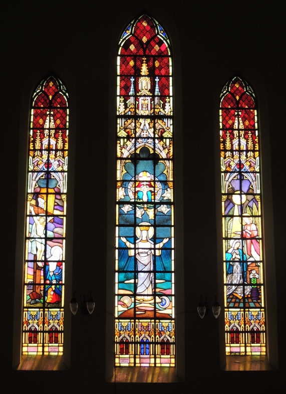 Vitrail belga Santa Maria