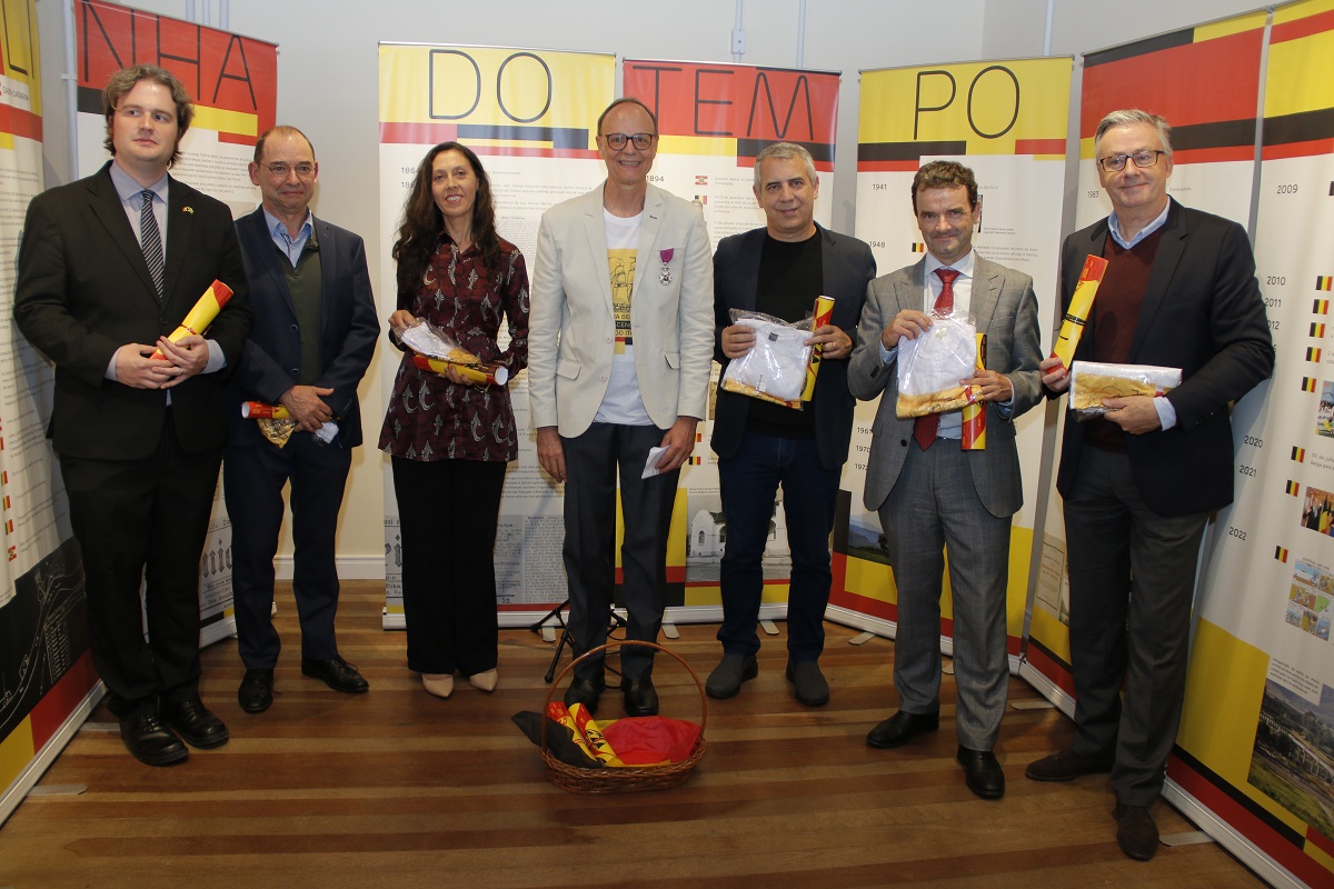 Ilhota Inauguração Autoridades.