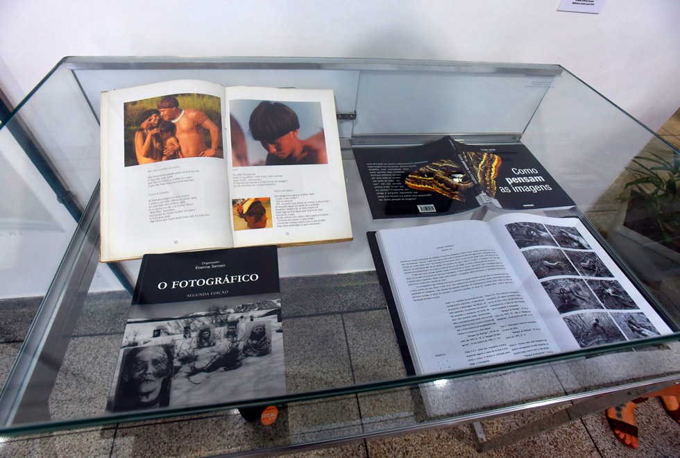 Samain Etienne doação de livros